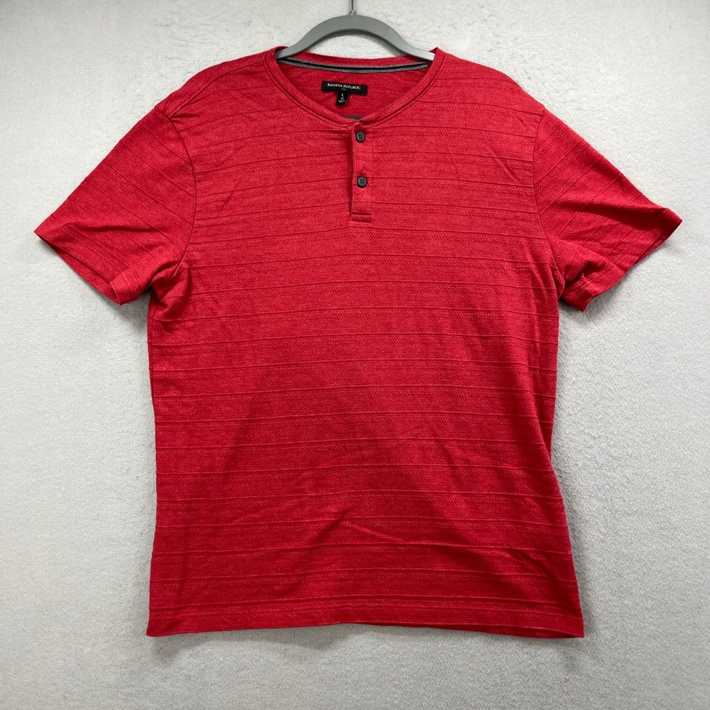 Banana‎ Republic Henley Shirt Mens L Red Textured Short Sleeve Casual Preppy Tee